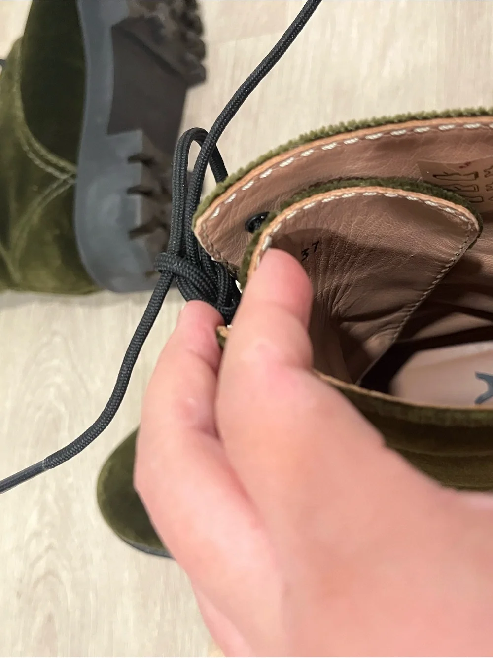 ALEXACHUNG Olive Green Velvet Lace-Up Combat Boots - Size 37 (Only Worn Once)